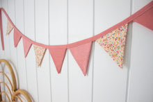 Load image into Gallery viewer, the mini fleur - mini fabric bunting
